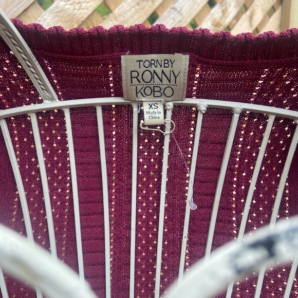 Scoop Neck Top - Picture 2 of 3